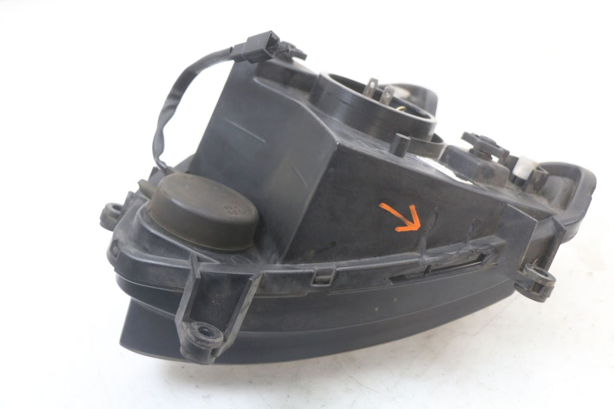 photo de HEADLIGHT SUZUKI GS F 500 (2004 - 2007)