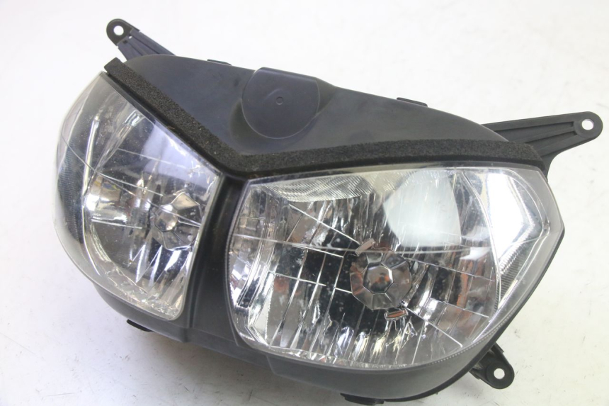 photo de FRONT HEADLIGHT YAMAHA TDM ABS 900 (2002 - 2014) - Zoom on usage condition