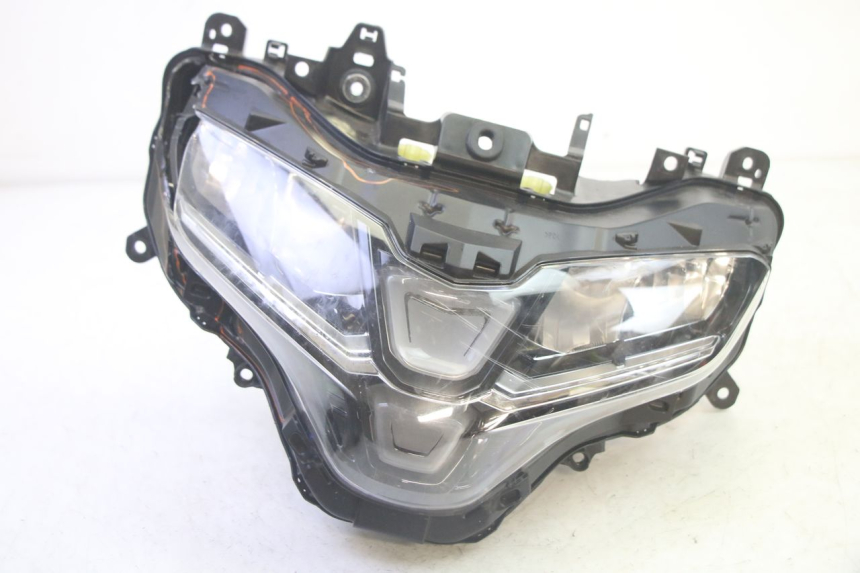 photo de HEADLIGHT YAMAHA TRICITY 300 (2020 - 2024) - Main view