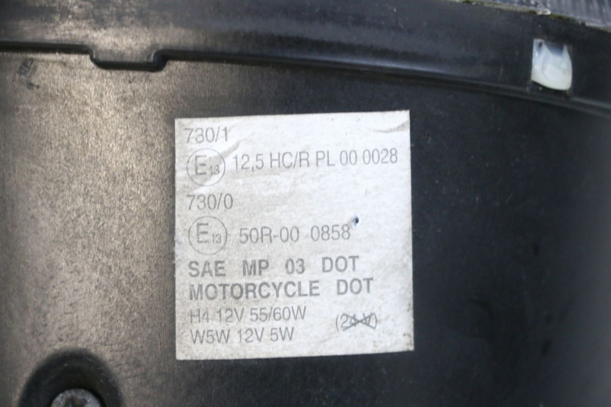 photo de FRONT HEADLIGHT PIAGGIO VESPA GTS SUPER IE 125 (2009 - 2016) - Zoom on usage condition