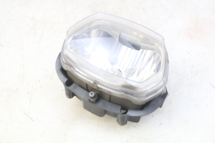 photo de FRONT HEADLIGHT PIAGGIO VESPA SPRINT 2T 50 (2014 - 2018)