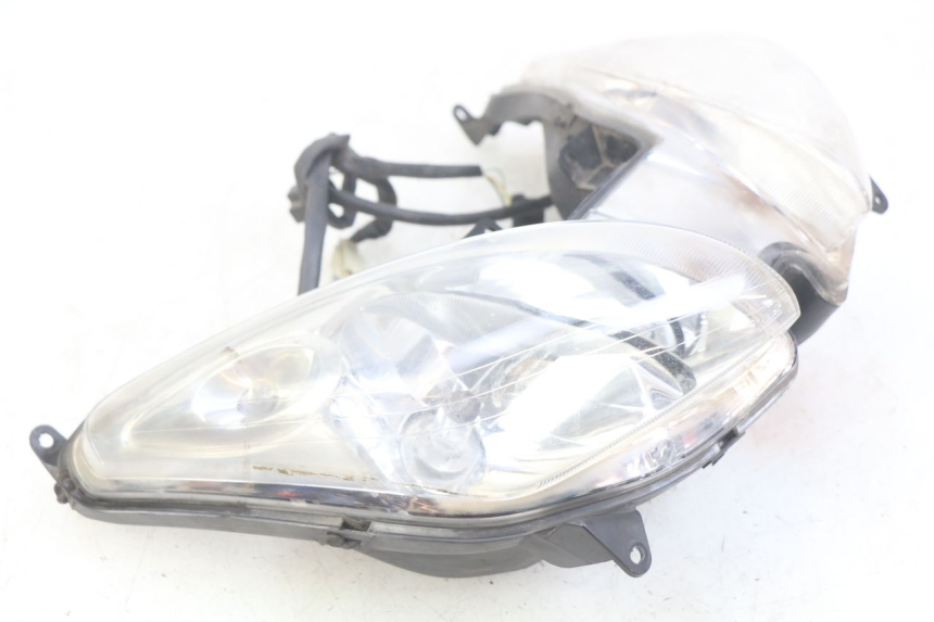 photo de FRONT HEADLIGHT YAMAHA XMAX X-MAX 125 (2006 - 2009) - Markings and original references