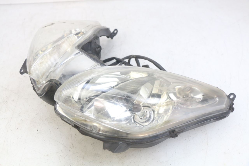 photo de FRONT HEADLIGHT YAMAHA XMAX X-MAX 125 (2006 - 2009) - Additional view of the item