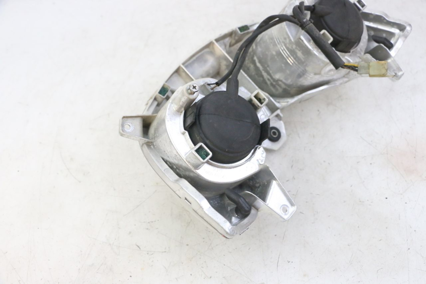 photo de FRONT HEADLIGHT YAMAHA X-MAX XMAX 125 (2010 - 2014)