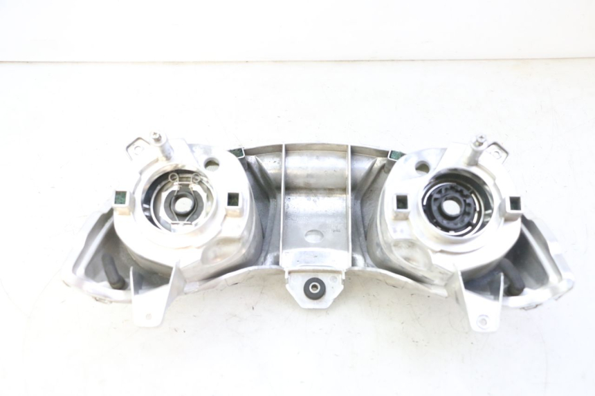 photo de FRONT HEADLIGHT YAMAHA X-MAX XMAX 125 (2010 - 2013) - Additional view of the item