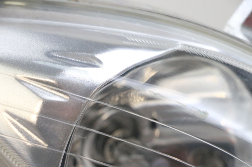photo de FRONT HEADLIGHT YAMAHA X-MAX XMAX 125 (2010 - 2013) - Component detail