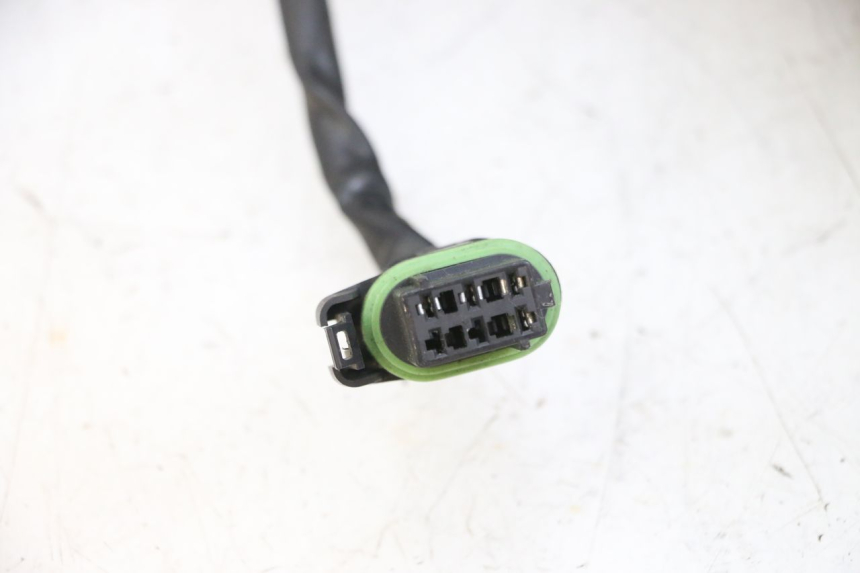 photo de FRONT HEADLIGHT PIAGGIO X8 125 (2004 - 2007) - Fixing points details