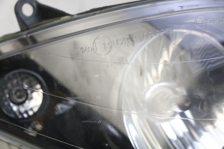 photo de FRONT HEADLIGHT PIAGGIO XEVO - X EVO 125 (2007 - 2016)