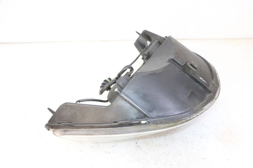 photo de FRONT HEADLIGHT PIAGGIO XEVO - X EVO 125 (2007 - 2016)