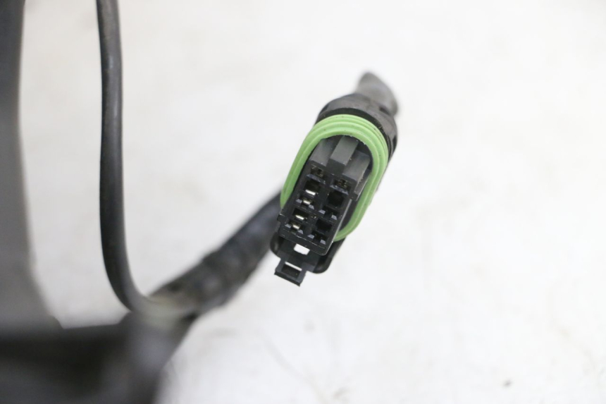 photo de FRONT HEADLIGHT PIAGGIO XEVO - X EVO 125 (2007 - 2017) - Component zoom