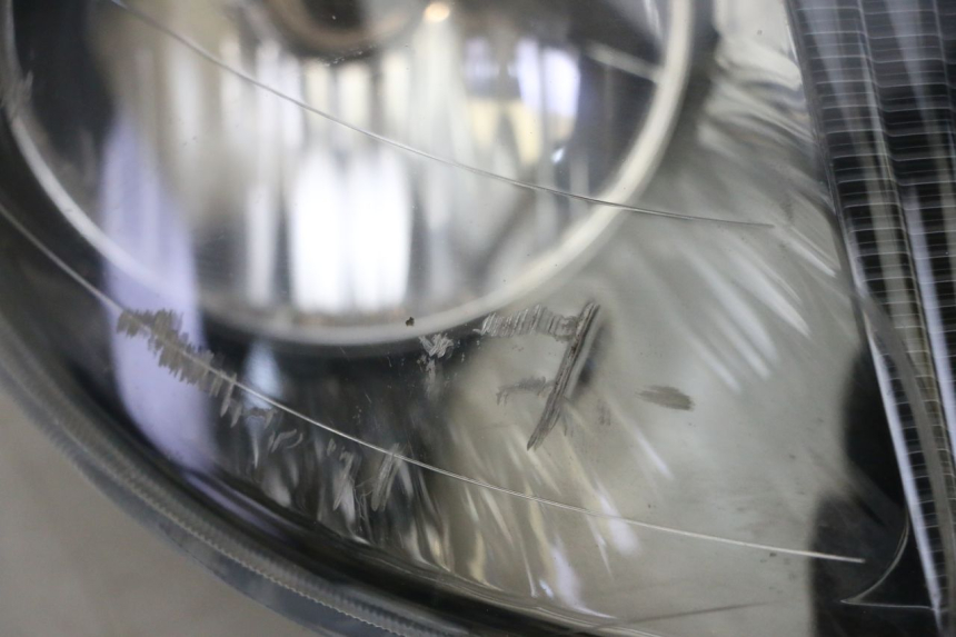 photo de FRONT HEADLIGHT PIAGGIO XEVO - X EVO 125 (2007 - 2017) - Used quality zoom