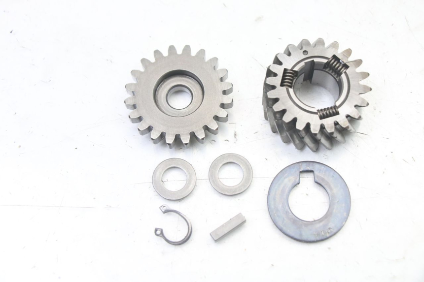 photo de TRANSMISSION DRIVE GEAR SHAFT HYOSUNG GTR 125 (2006 - 2008)