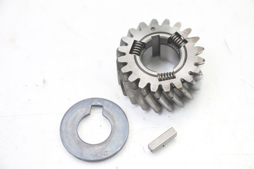 photo de TRANSMISSION DRIVE GEAR SHAFT HYOSUNG GTR 125 (2006 - 2008)