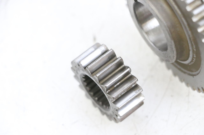 photo de TRANSMISSION DRIVE GEAR SHAFT KYMCO ZING 125 (1997 - 2003) - Alternative perspective