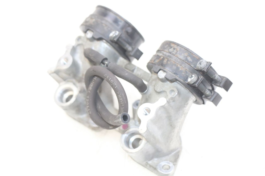 photo de INTAKE MANIFOLD HONDA FJS SILVERWING SILVER WING 400 (2009 - 2016)
