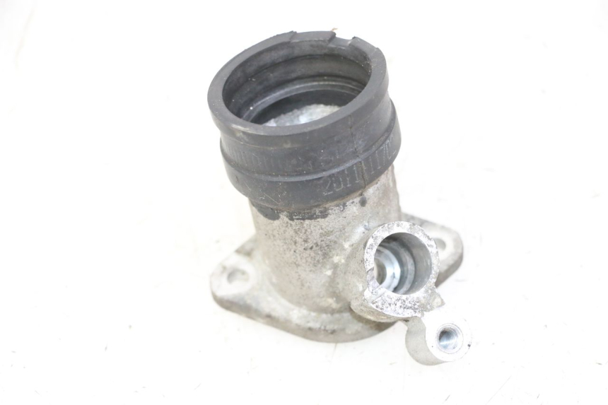 photo de INTAKE PIPE PEUGEOT SATELIS 125 (2013 - 2018)
