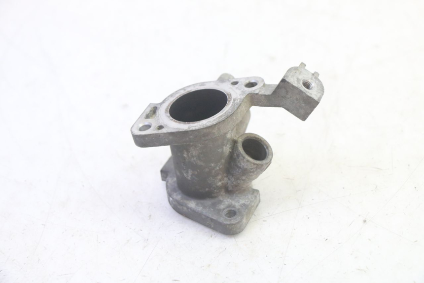 photo de INTAKE MANIFOLD DAELIM VJ ROADWIN FI 125 (2008 - 2017) - Zoom on usage condition