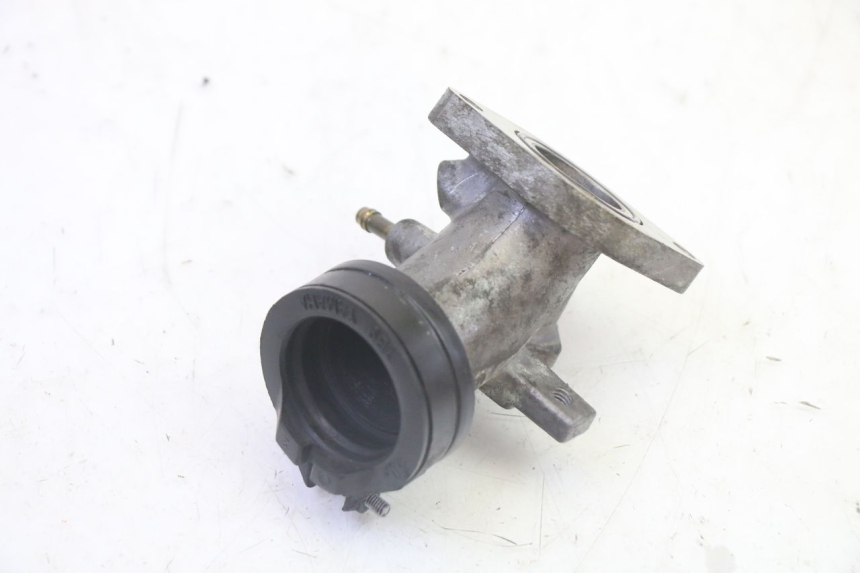 photo de INTAKE MANIFOLD YAMAHA XMAX X-MAX 125 (2006 - 2009)