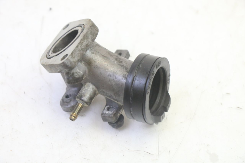 photo de INTAKE MANIFOLD YAMAHA XMAX X-MAX 125 (2006 - 2009)
