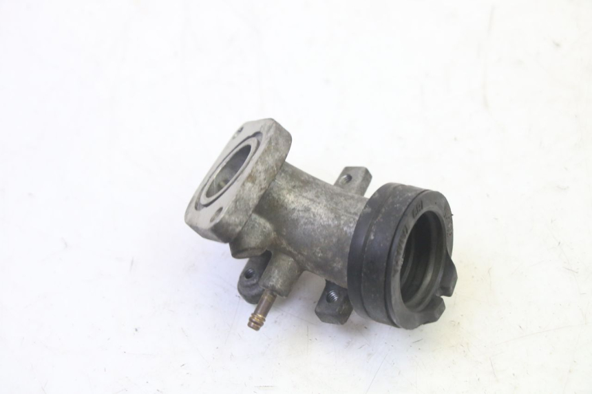 photo de INTAKE PIPE YAMAHA X-MAX XMAX 125 (2010 - 2014) - Technical close-up