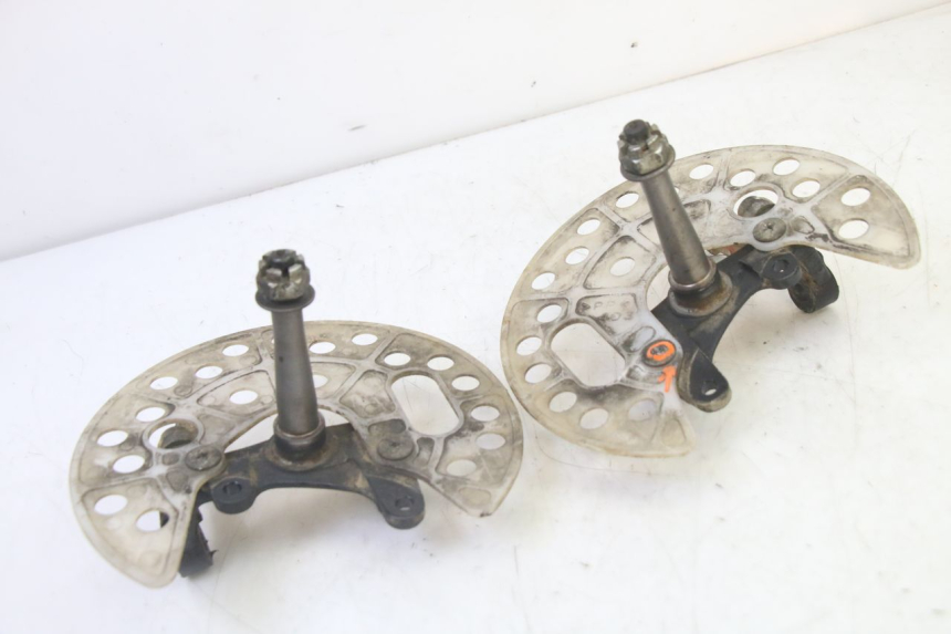 photo de STUB AXLE PINS YAMAHA YFM R RAPTOR 250 (2008 - 2014)