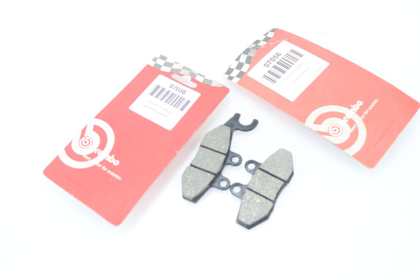 photo de FRONT BRAKE PADS PIAGGIO X9 EVOLUTION 250 (2003 - 2007)