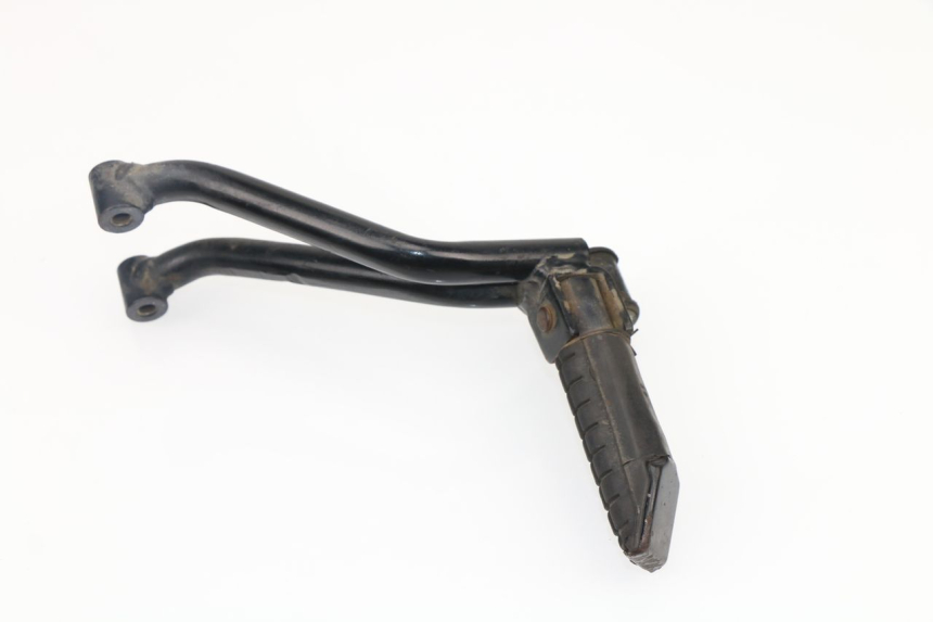 photo de REAR RIGHT FOOTREST MOUNT HONDA CBR F 600 (1991 - 1994)