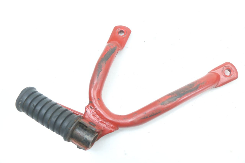 photo de Rear right footpeg bracket YAMAHA DTLC 125 (1982 - 1987)