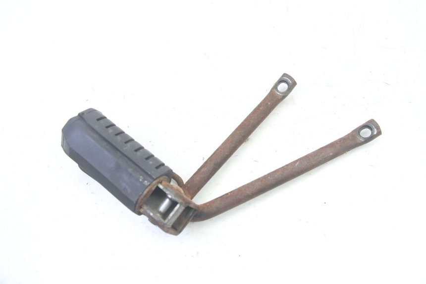 photo de REAR RIGHT FOOTREST MOUNT APRILIA ETX 125 (1998 - 2002)