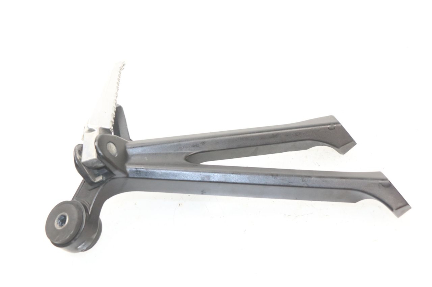 photo de REAR RIGHT FOOTREST MOUNT SUZUKI GSX-R GSXR 750 (2011 - 2016)