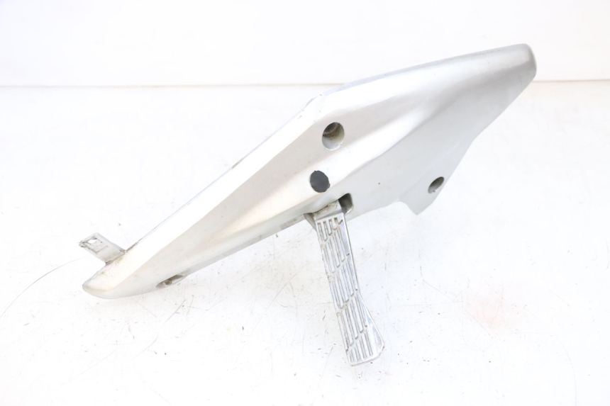 photo de REAR RIGHT FOOTREST MOUNT JM MOTORS GTS 125 (2015 - 2019) - Technical close-up