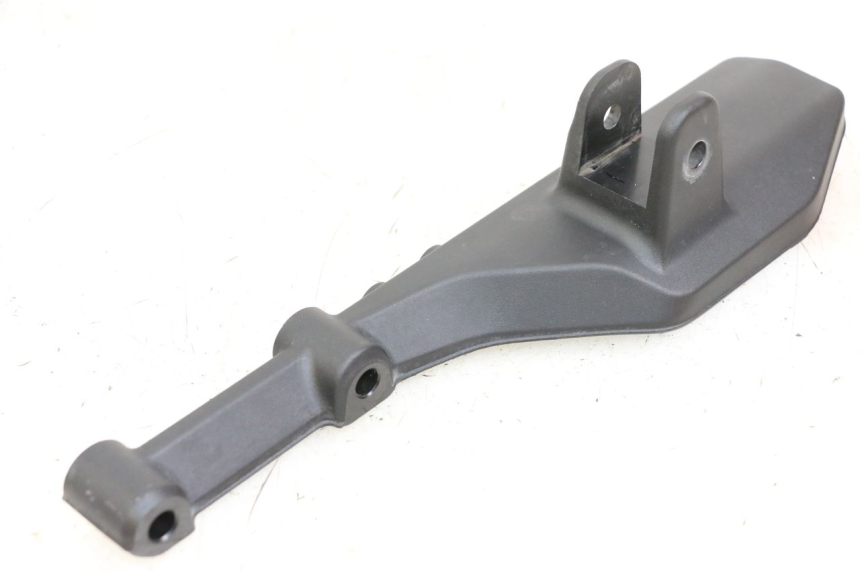 photo de REAR RIGHT FOOTREST MOUNT HUSQVARNA SVARTPILEN 401 (2018 - 2023)