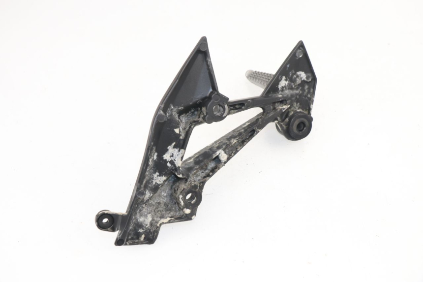 photo de RIGHT REAR FOOTREST MOUNTING PLATE KAWASAKI Z 750 (2007 - 2013)