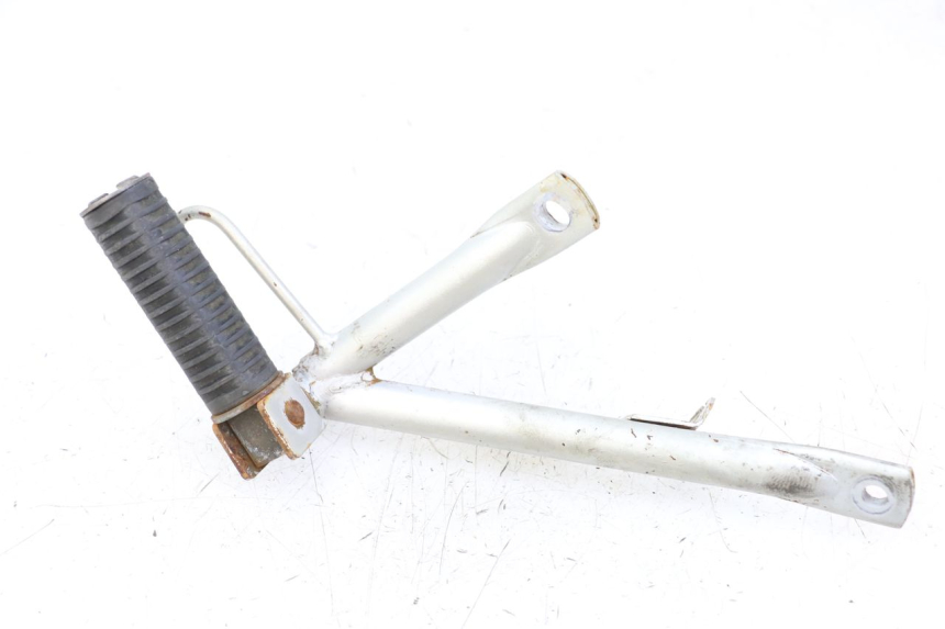 photo de REAR RIGHT FOOTREST MOUNT KYMCO STRYKER OFF ROAD 125 (1999 - 2005)