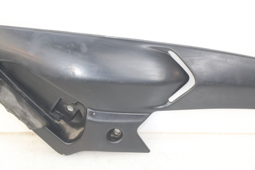 photo de RIGHT REAR FOOTREST MOUNTING PLATE GILERA NEXUS 125 (2007 - 2009)