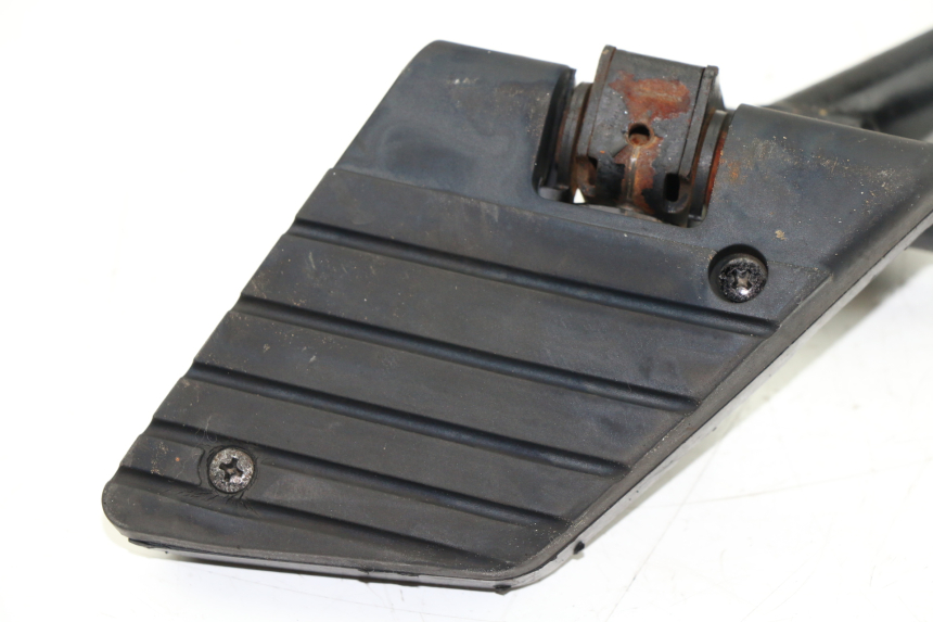 photo de REAR RIGHT FOOTREST MOUNT KYMCO PEOPLE S 125 (2000 - 2008)