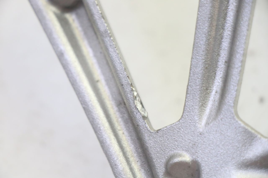 photo de REAR RIGHT FOOTREST MOUNT BMW R GS 1250 (2021 - 2024) - Technical close-up