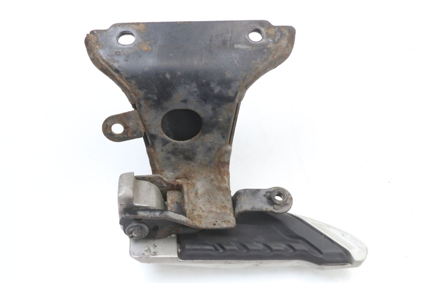 photo de REAR RIGHT FOOTREST MOUNT HONDA SH ABS 125 (2012 - 2017)