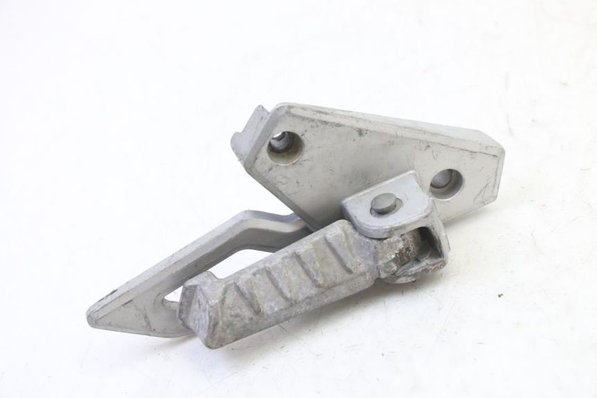 photo de RIGHT REAR FOOTREST MOUNTING PLATE PEUGEOT SPEEDFIGHT 3 AIR 50 (2009 - 2015)