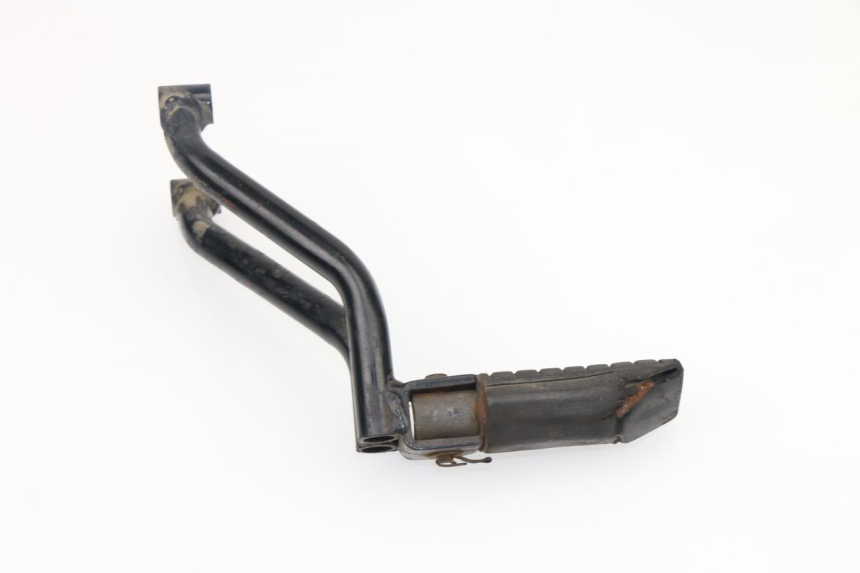 photo de REAR LEFT FOOTREST MOUNT HONDA CBR F 600 (1991 - 1994)