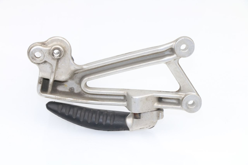 photo de REAR LEFT FOOTREST MOUNT DUCATI ST2 944 (1997 - 2003)