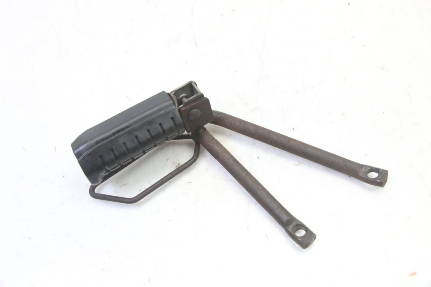 photo de REAR LEFT FOOTREST MOUNT APRILIA ETX 125 (1998 - 2002)