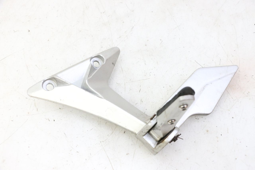 photo de REAR LEFT FOOTREST MOUNT STAHO FH 50 (2018 - 2019)