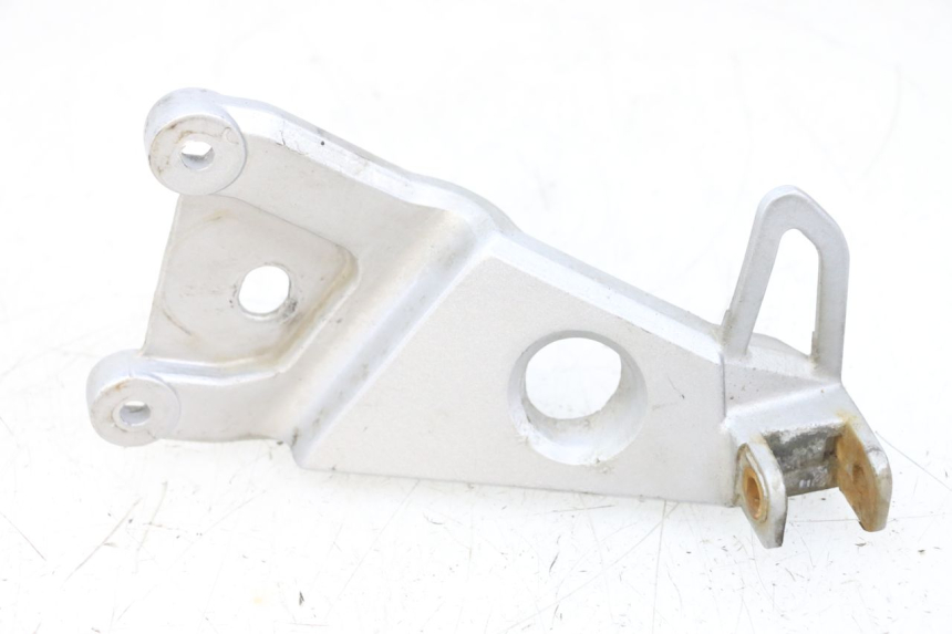 photo de REAR LEFT FOOTREST MOUNT HONDA NSR R 125 (1994 - 2003) - Main view
