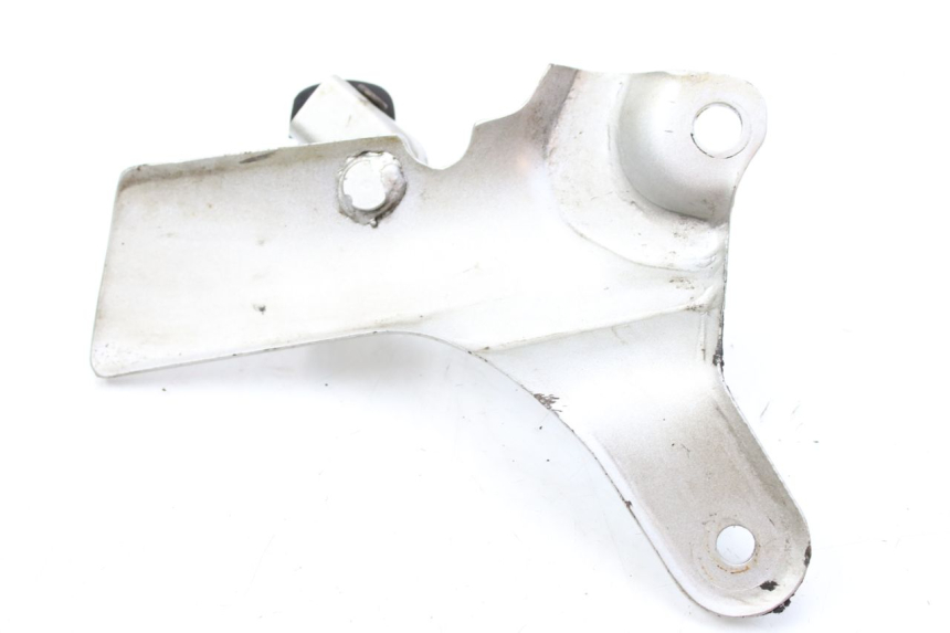 photo de LEFT REAR FOOTREST MOUNTING PLATE SYM HUSKY 125 (1999 - 2005)