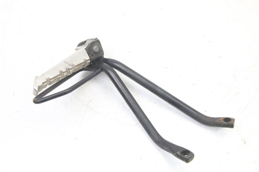 photo de REAR LEFT FOOTREST MOUNT YAMAHA TZR 50 (2008 - 2016)
