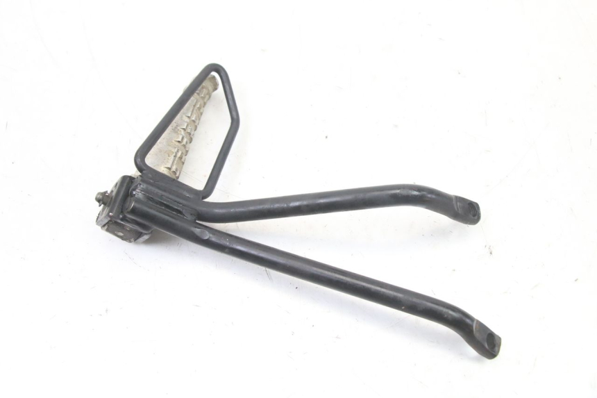 photo de REAR LEFT FOOTREST MOUNT YAMAHA TZR 50 (2008 - 2016)