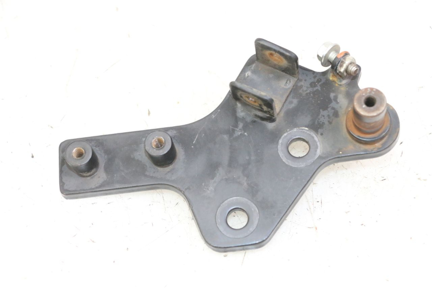 photo de FRONT RIGHT FOOTREST MOUNT KEEWAY K-LIGHT KLIGHT 125 (2018 - 2025) - Main view