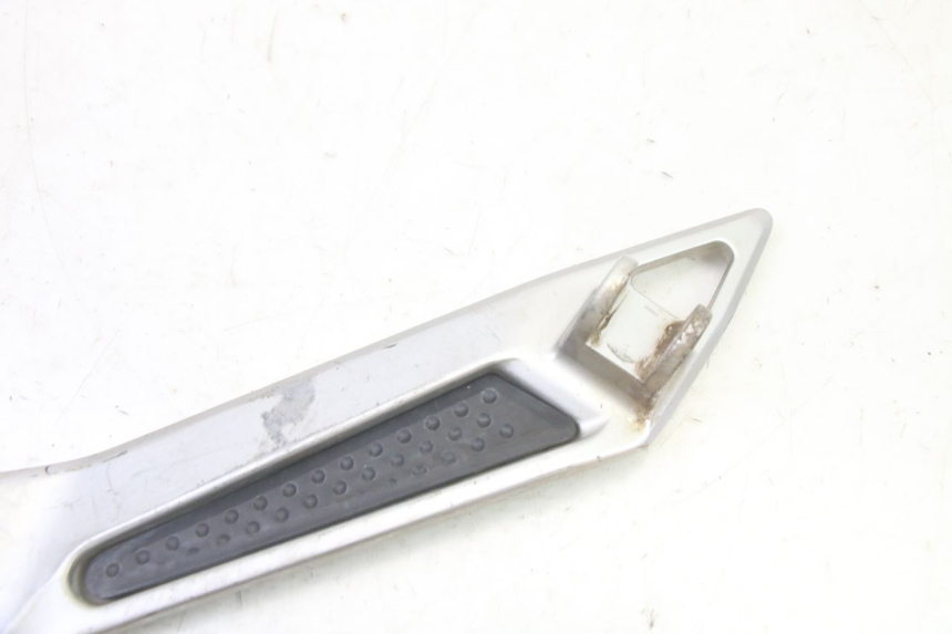 photo de LEFT FRONT FOOTREST BRACKET YAMAHA FJR ABS 1300 (2006 - 2012)