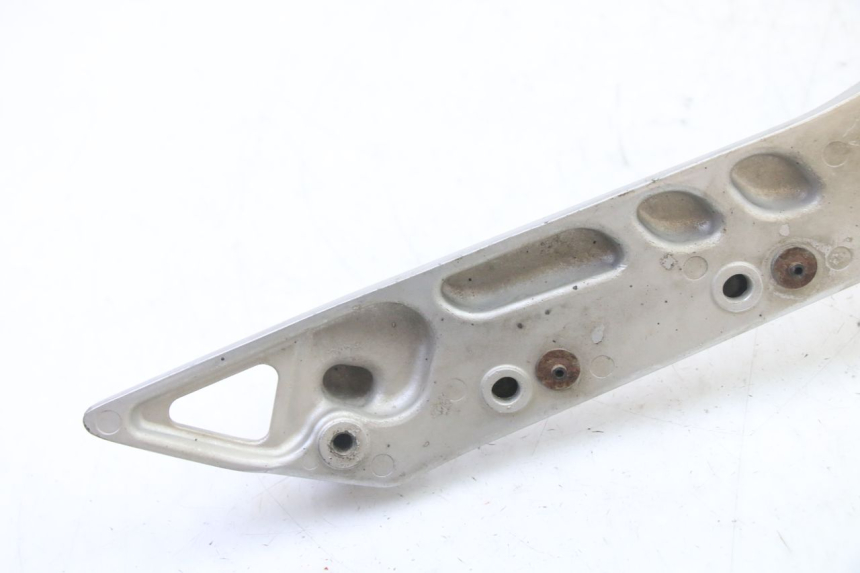 photo de LEFT FRONT FOOTREST BRACKET YAMAHA FJR ABS 1300 (2006 - 2012)